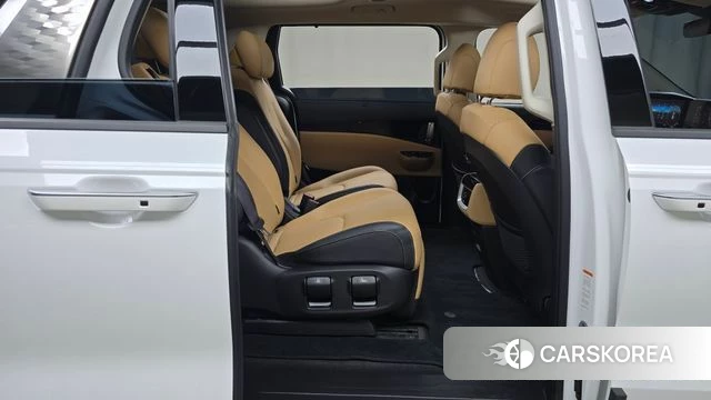 Kia Carnival 4th generation 2023 Белый из Кореи, фото 3