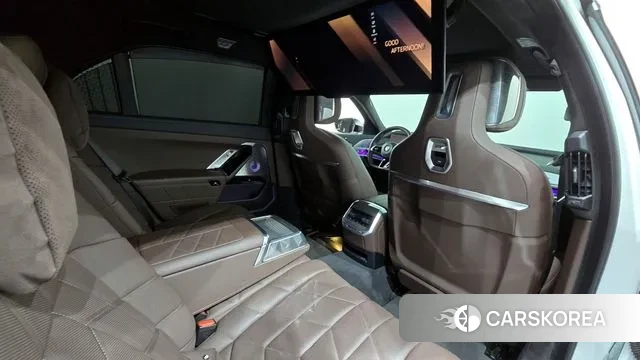 BMW i7 (G70) 2023 Серый из Кореи, фото 3