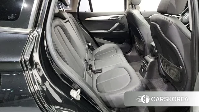 BMW X1 (F48) 2018 Черный из Кореи, фото 3