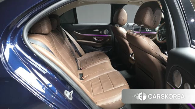 Mercedes-Benz E-Class W213 2019 Синий из Кореи, фото 3