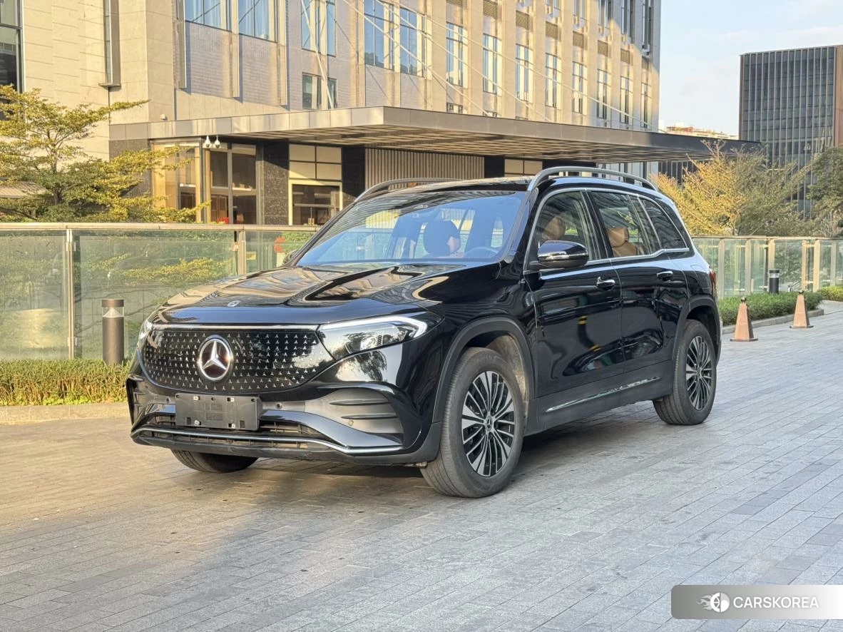 Mercedes-Benz EQB 2024 Черный из Китая, фото 3