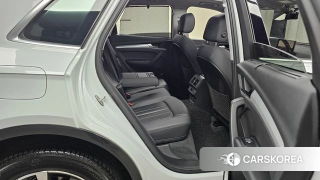 Audi Q5 (FY) 2023 Белый из Кореи, фото 3