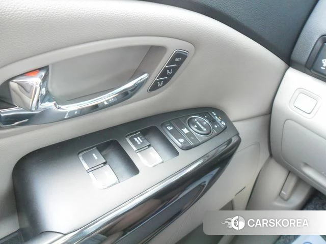 Kia The New Carnival 2018 Белый из Кореи, фото 3