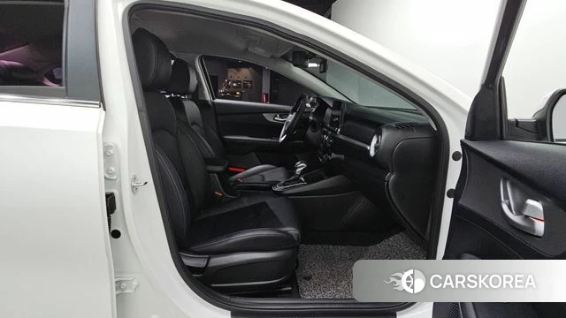 Kia Come New K3 2019 Белый из Кореи, фото 3