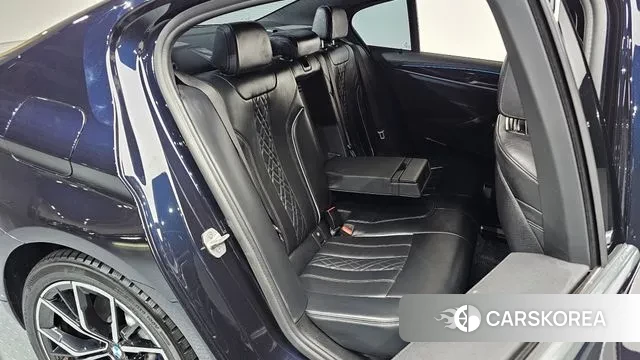 BMW 5 Series (G30) 2020 Черный из Кореи, фото 3