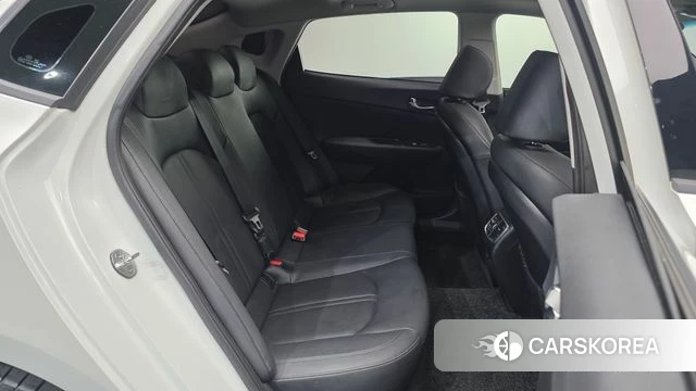 Kia The New K5 2nd generation 2018 Белый из Кореи, фото 3