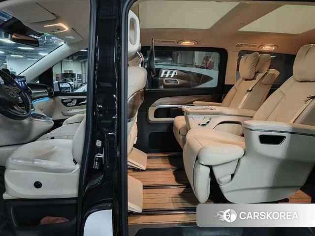 Mercedes-Benz V-class 2022 Белый из Китая, фото 3