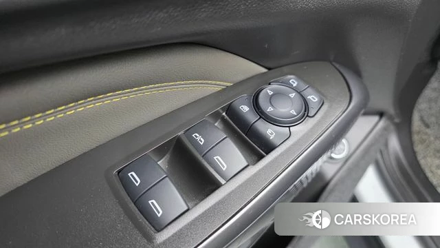 Chevrolet (GM Daewoo) Trax Crossover 2023 Белый из Кореи, фото 3