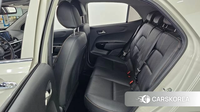 Kia Morning Urban (JA) 2023 Жемчужный цвет из Кореи, фото 3