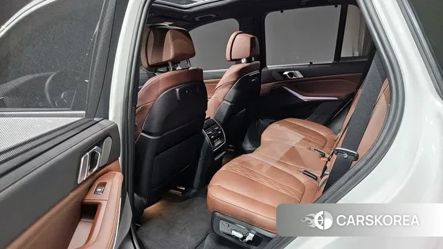 BMW X5 (G05) 2023 Белый из Кореи, фото 3