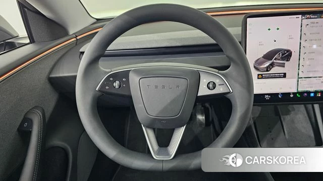 Tesla Model 3 2025 Серый из Кореи, фото 3