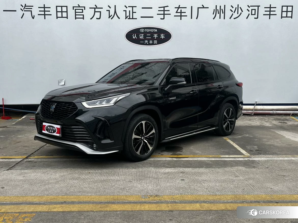 Toyota Crown Lufang 2022 Черный из Китая, фото 3