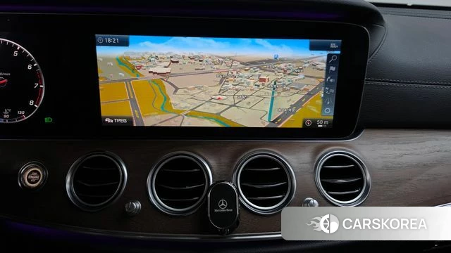 Mercedes-Benz E-Class W213 2018 Белый из Кореи, фото 3