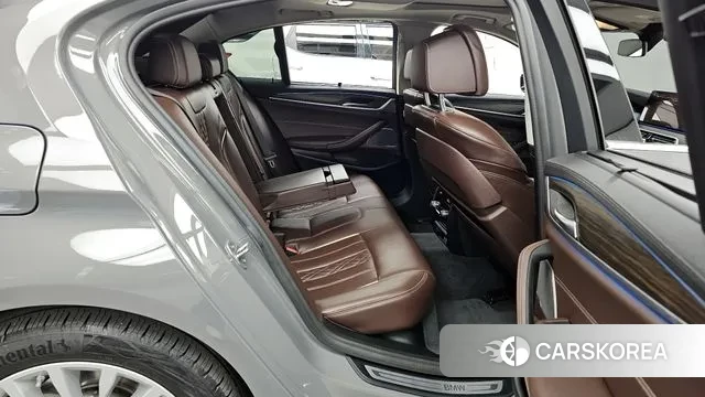 BMW 5 Series (G30) 2022 Серый из Кореи, фото 3