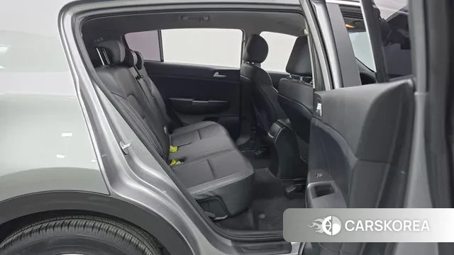 Kia Sportage The Bold 2019 Серебристо-серый из Кореи, фото 3