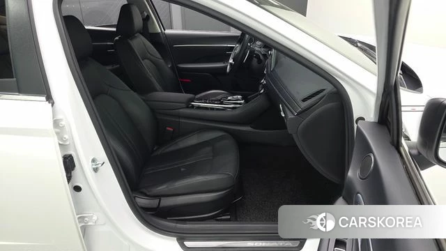 Hyundai Sonata (DN8) 2019 Белый из Кореи, фото 3