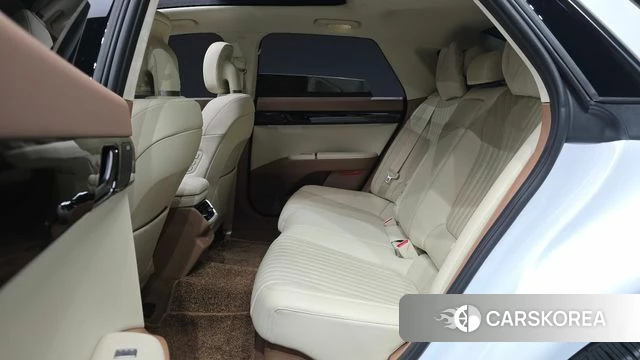 Hyundai Grandeur Hybrid (GN7) 2024 Белый из Кореи, фото 3