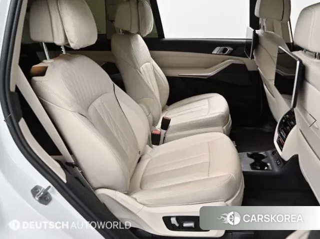 BMW X7 (G07) 2020 Белый из Кореи, фото 3