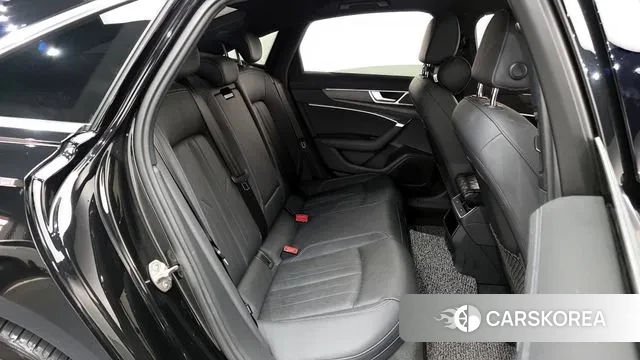 Audi A6 (C8) 2021 Черный из Кореи, фото 3