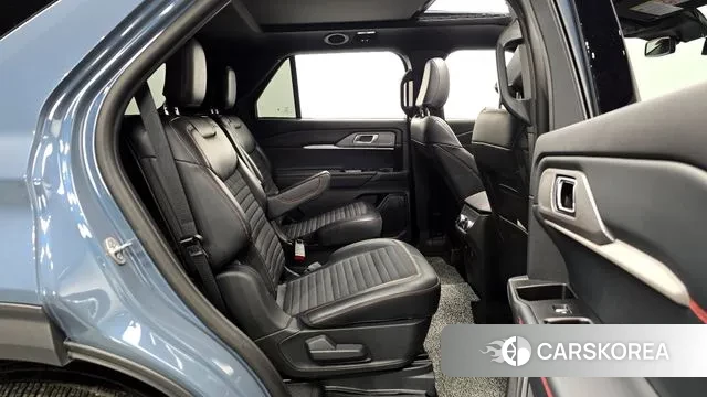 Ford Explorer 6th Generation 2025 Синий из Кореи, фото 3