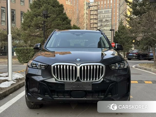 BMW X5 2026 Темно-серый из Китая, фото 3