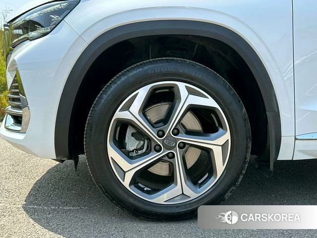 Geely Automobile Xingyue L 2025 Белый из Китая, фото 3