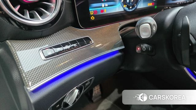 Mercedes-Benz CLS-Class C257 2018 Серебристо-серый из Кореи, фото 3