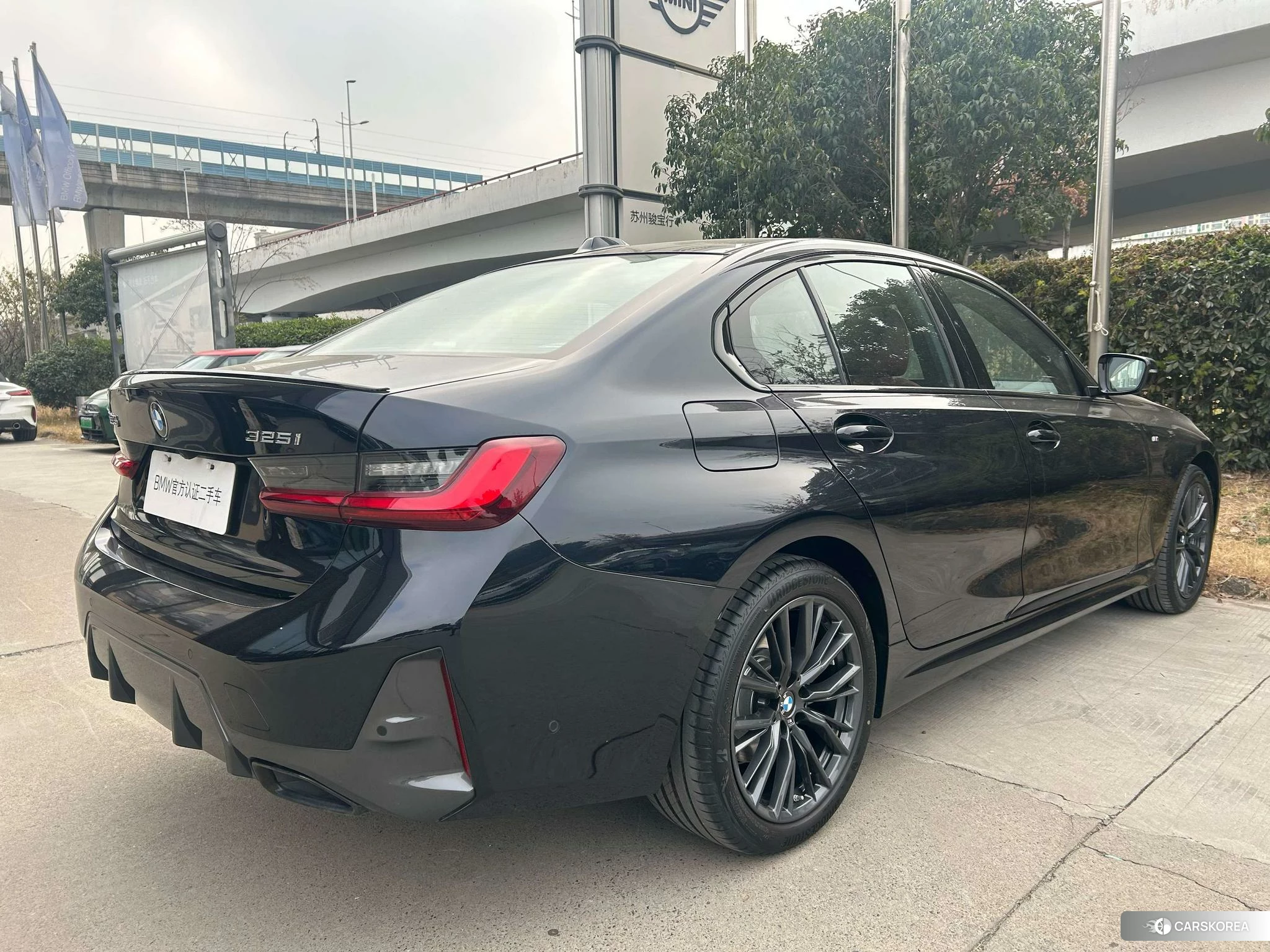 BMW 3 series 2022 Черный из Китая, фото 3