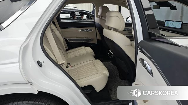 Genesis GV70 2021 Белый из Кореи, фото 3