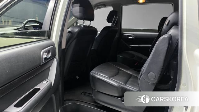 Ssangyong Korando Turismo 2018 Белый из Кореи, фото 3