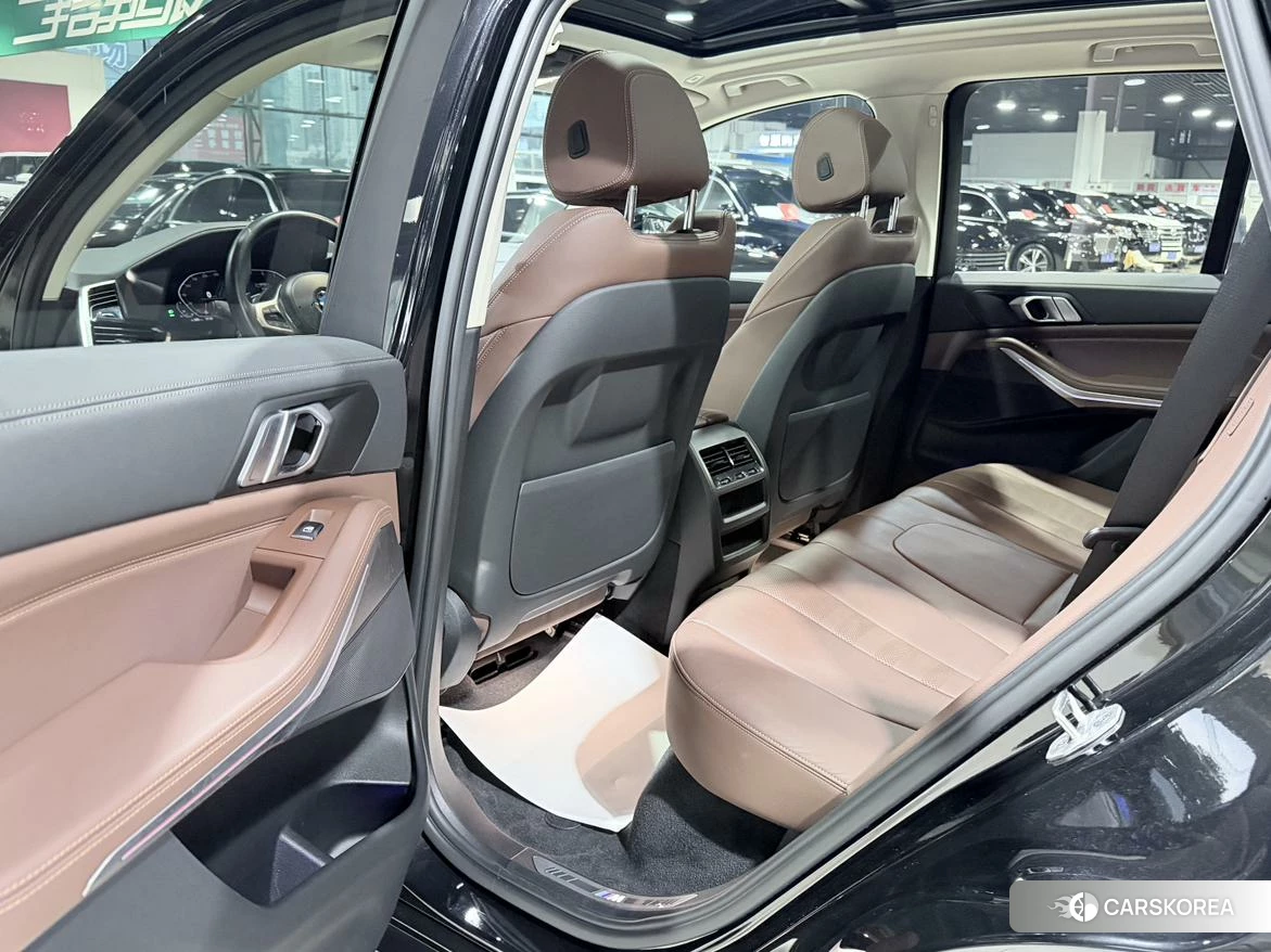 BMW X5 (imported) 2021 Черный из Китая, фото 3