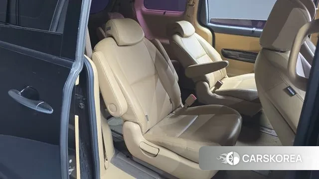 Kia All New Carnival 2018 Черный из Кореи, фото 3