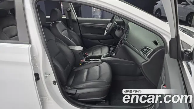 Hyundai Avante AD id 2446831 из Кореи 3