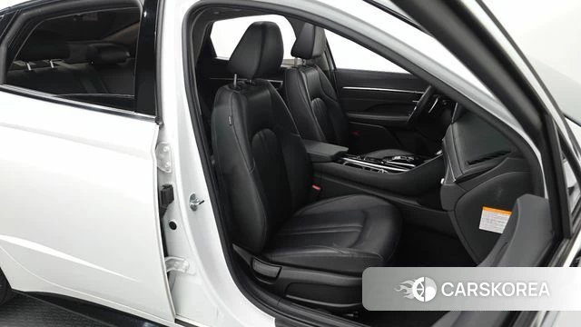 Hyundai Sonata Hybrid (DN8) 2022 Белый из Кореи, фото 3