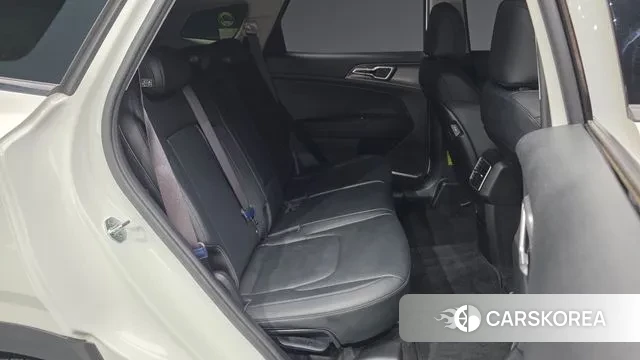 Kia Sportage 5th Generation 2022 Белый из Кореи, фото 3