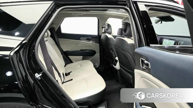 Kia Sportage 5th Generation 2023 Черный из Кореи, фото 3