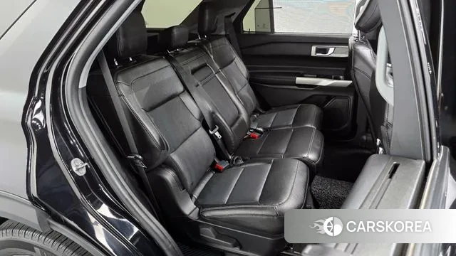 Ford Explorer 6th Generation 2022 Черный из Кореи, фото 3