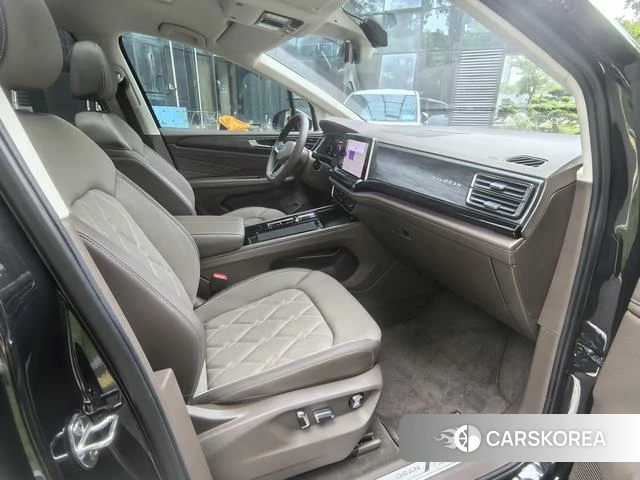 Volkswagen Weiran 2024 Черный из Китая, фото 3