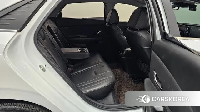 Hyundai Avante (CN7) 2022 Белый из Кореи, фото 3