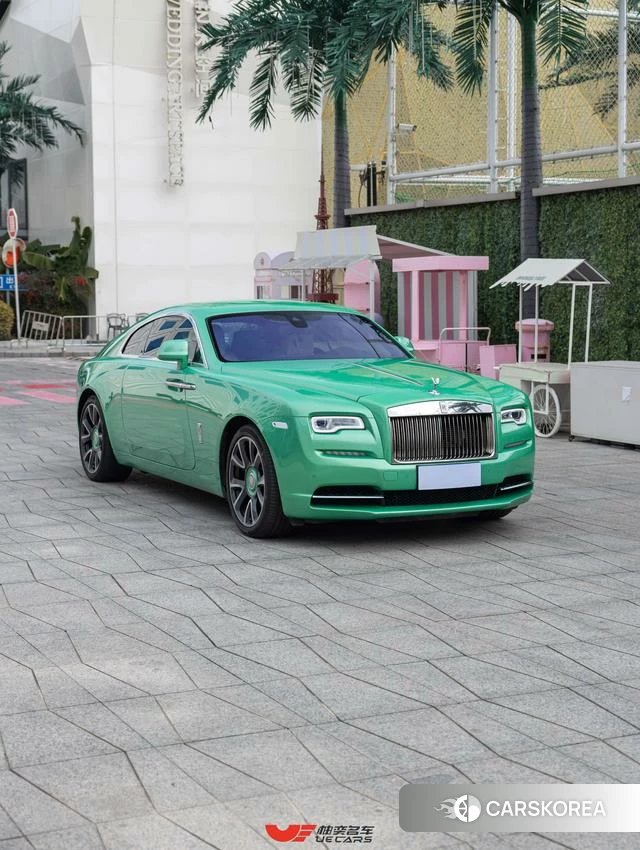 Rolls-Royce Phantom 2024 Зеленый из Китая, фото 3