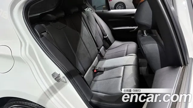 BMW 1 Series (F20) 2018 Белый из Кореи, фото 3