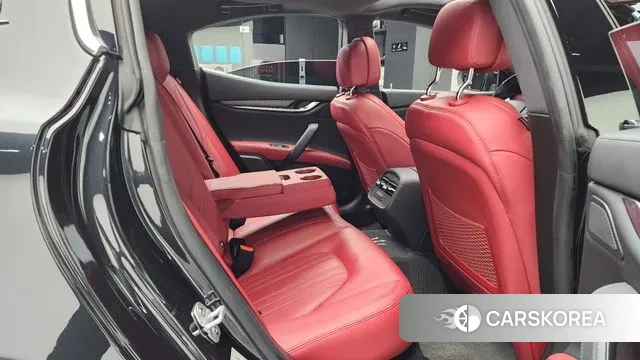 Maserati Ghibli 2020 Черный из Кореи, фото 3