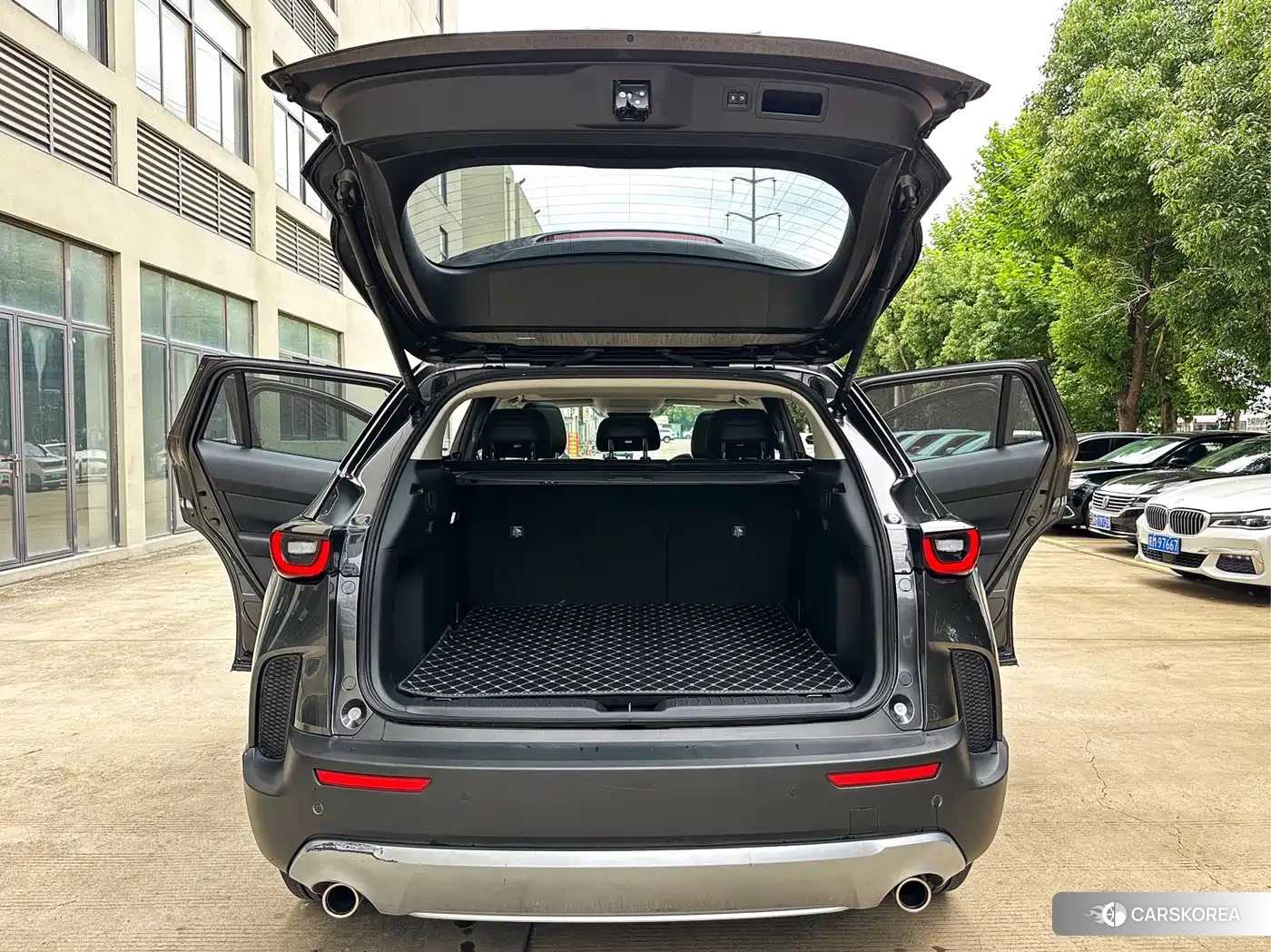 Mazda CX-50 Xingya 2023 Silver/gray из Китая, фото 3
