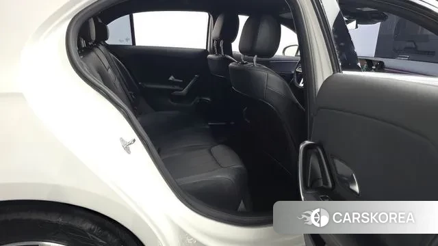 Mercedes-Benz A-Class W177 2022 Белый из Кореи, фото 3