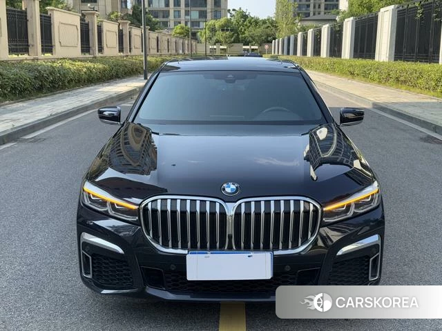 BMW 7 series 2022 Черный из Китая, фото 3