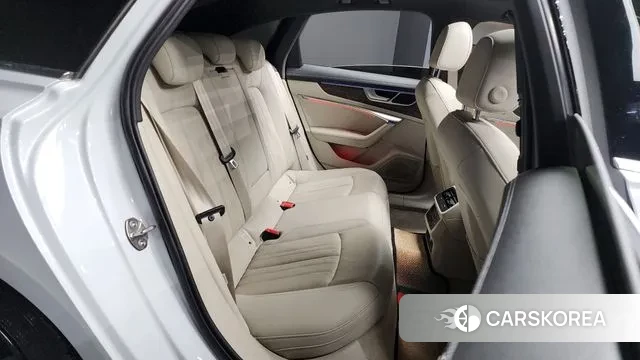 Audi A6 (C8) 2020 Белый из Кореи, фото 3