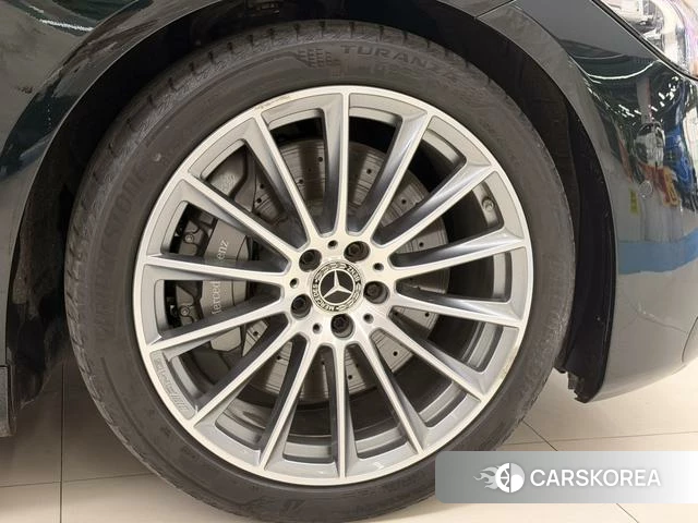Mercedes-Benz S-class 2023 Зеленый из Китая, фото 3