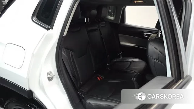 Jeep Compass 2nd Generation 2022 Белый из Кореи, фото 3