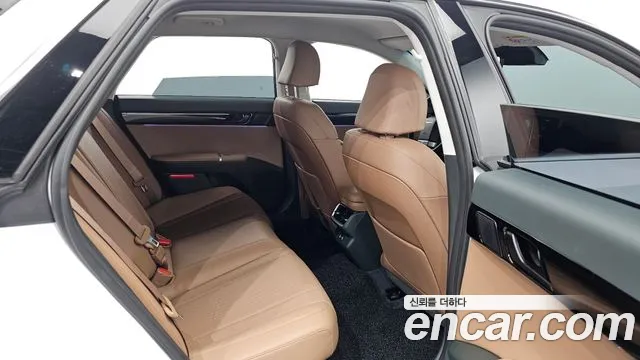 Hyundai Grandeur Hybrid (GN7) id 2716092 из Кореи 3