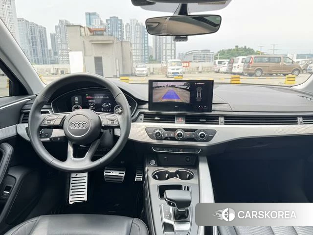 Audi A4L 2021 Серебристо-серый из Китая, фото 3